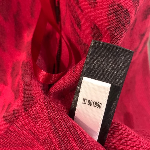 WHBM vintage Red leopard cardigan Sz Sm with3/4 Sleeves & Shiny black snaps❤️🖤 - Picture 16 of 16